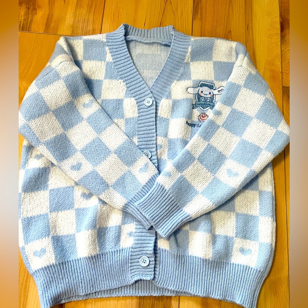 Cinnamoroll sweater used